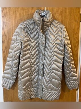 Electric Yoga Down Ultra Light Hooded Zip Puffer Packable Jacket Champagne Women